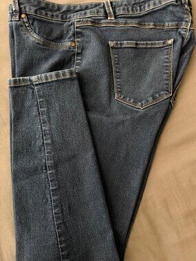 B. Brazen Women's 18W Stretch Jeans Dark Blue Denim Slim Straight Leg